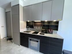 Haus On Handy (D9), Condominium #402044711